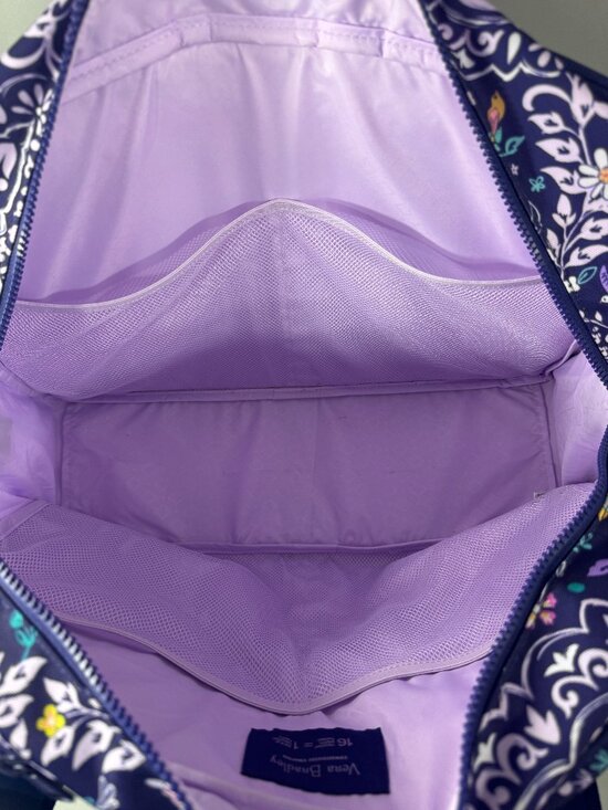 A Set of Vera Bradley Lighten Up Travel Duffel Belle Paisley - Picture 6 of 14